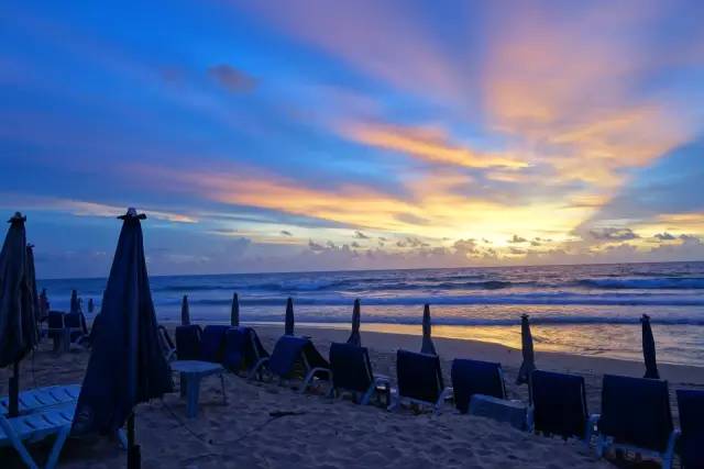 普吉岛夜市在哪里_普吉岛旅游攻略五天四夜_普吉岛skypark