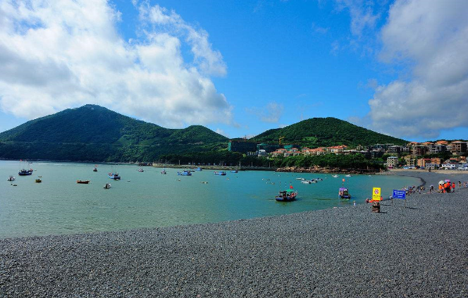 普陀山朱家尖旅游攻略_昨天普陀山朱家尖游客爆棚_普陀山朱家尖