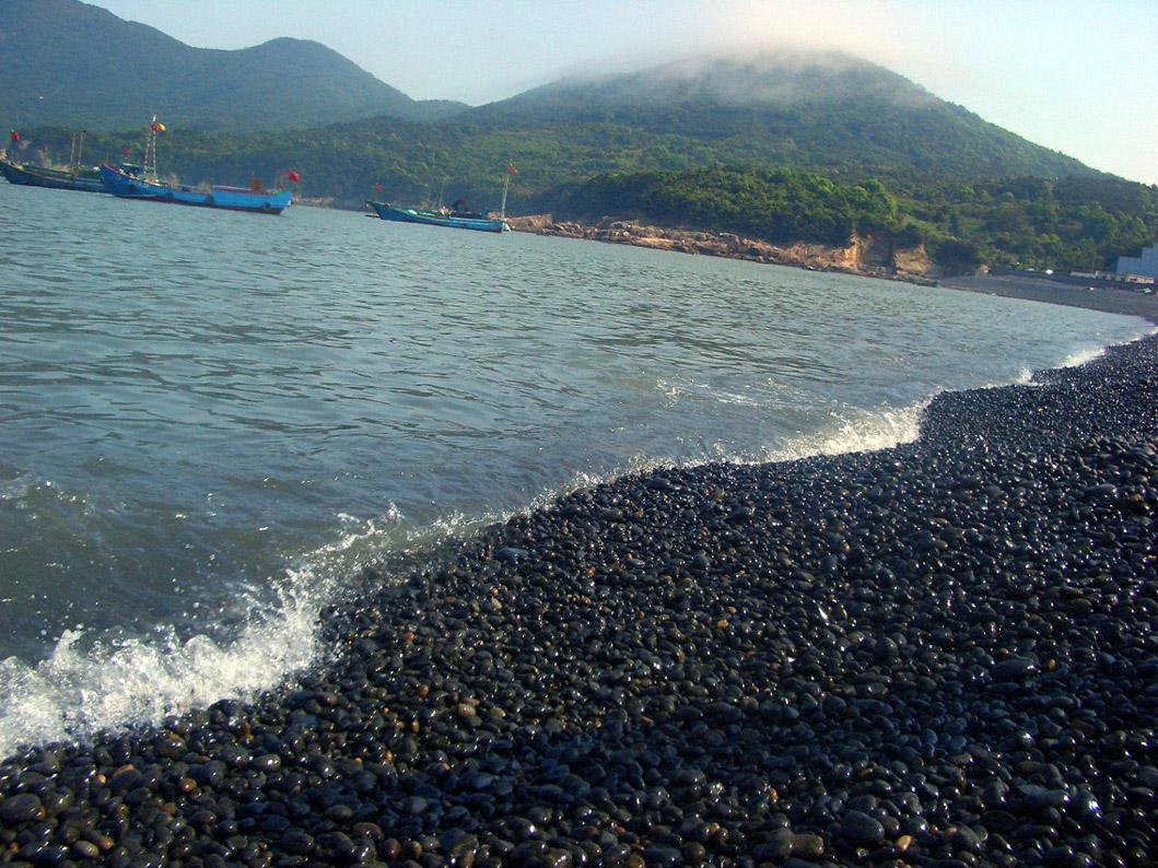 普陀山朱家尖旅游攻略_昨天普陀山朱家尖游客爆棚_普陀山朱家尖