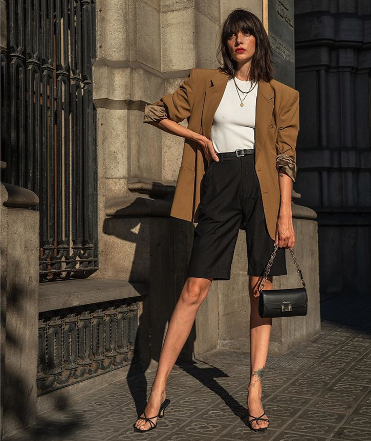 毛衣时尚外套短装图片_毛衣时尚外套短装怎么搭配_时尚短装毛衣外套