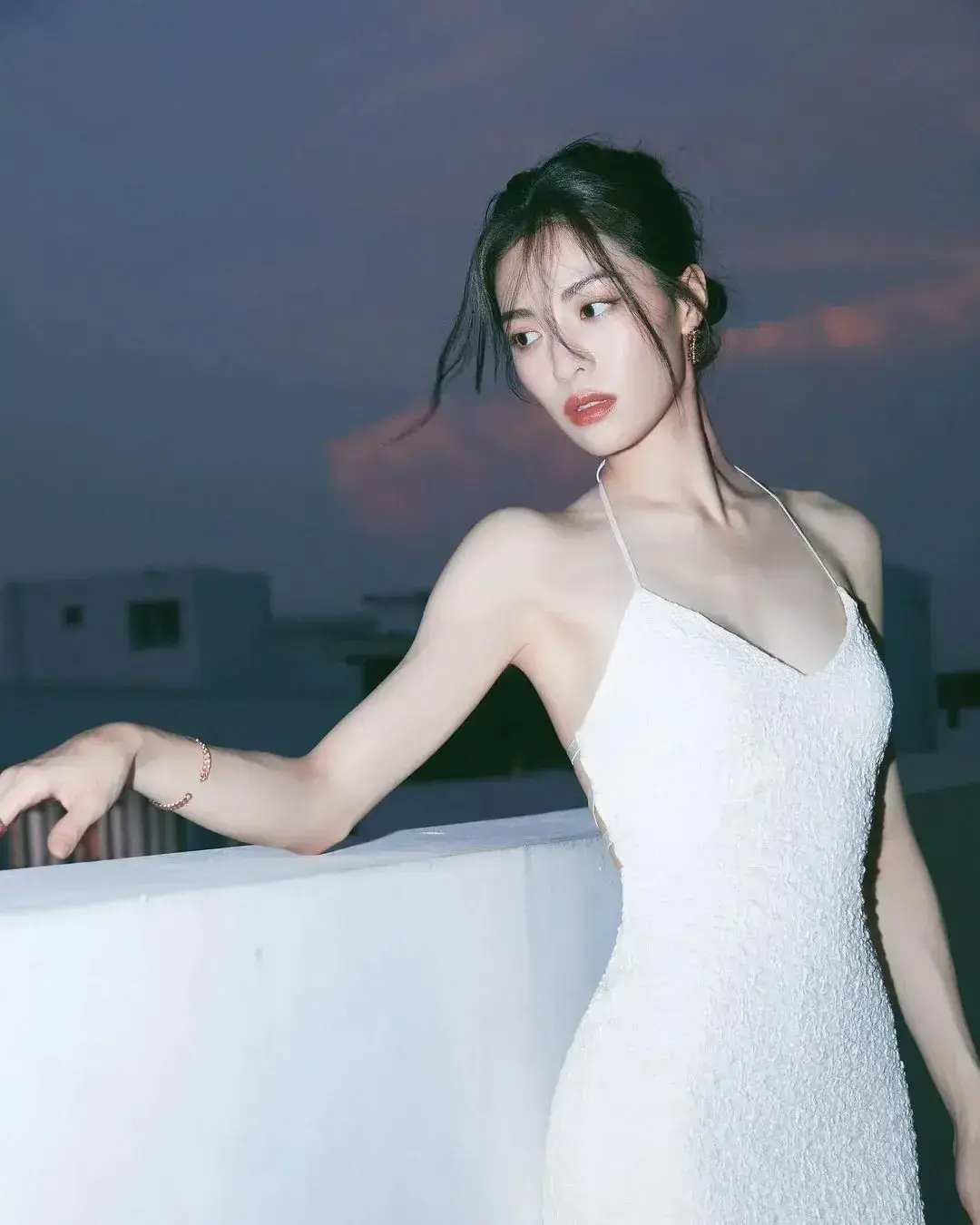 时尚蕾丝-蕾丝时尚高档连衣裙(图10) 时尚蕾丝_蕾丝时尚剧场_蕾丝时尚高档连衣裙