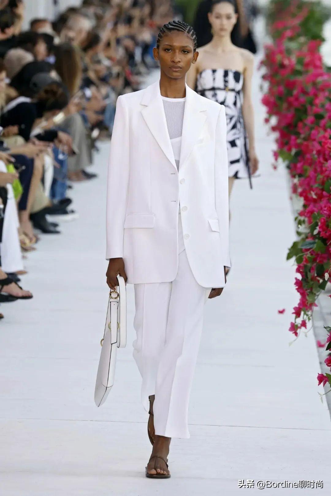 时尚蕾丝-蕾丝时尚高档连衣裙(图33) 蕾丝时尚高档连衣裙_时尚蕾丝_蕾丝时尚剧场