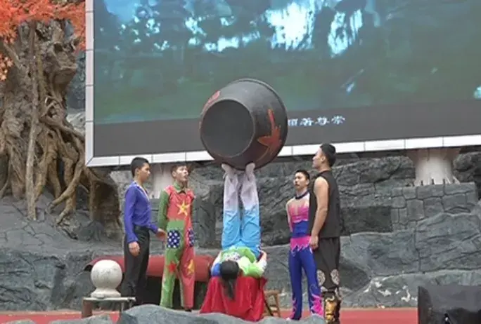 本溪关山湖旅游攻略-本溪关山湖景区门票多少钱(图2) 本溪关山湖旅游攻略_本溪关山湖景区门票多少钱_本溪关山湖多少钱一张门票