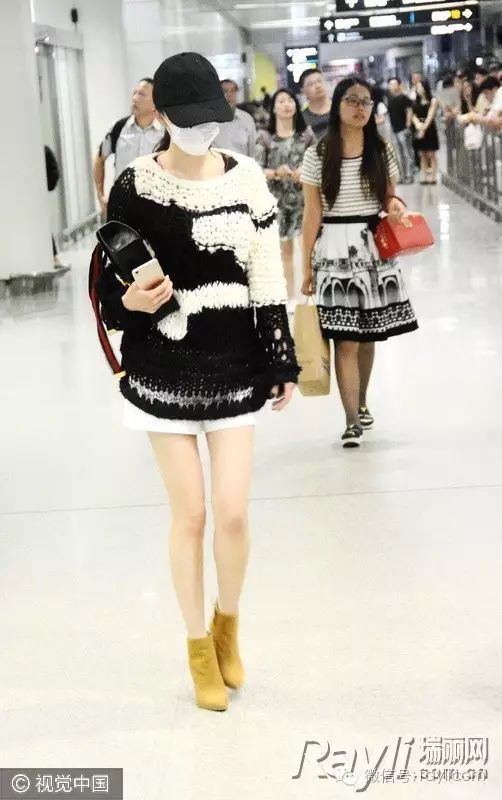 及踝靴时尚大片-踝靴搭配什么裤子(图16) 踝靴搭配裙子_踝靴搭配什么裤子_及踝靴时尚大片