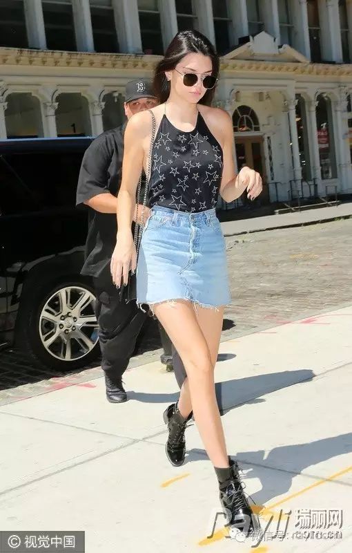 及踝靴时尚大片-踝靴搭配什么裤子(图17) 踝靴搭配裙子_踝靴搭配什么裤子_及踝靴时尚大片