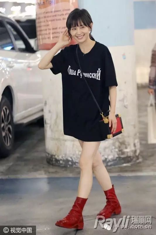 及踝靴时尚大片-踝靴搭配什么裤子(图19) 踝靴搭配什么裤子_踝靴搭配裙子_及踝靴时尚大片