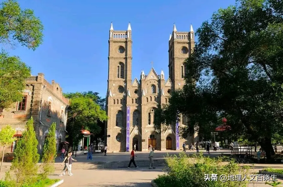 哈尔滨夏天旅游攻略必去景点_夏天哈尔滨景点攻略_夏天哈尔滨旅游攻略