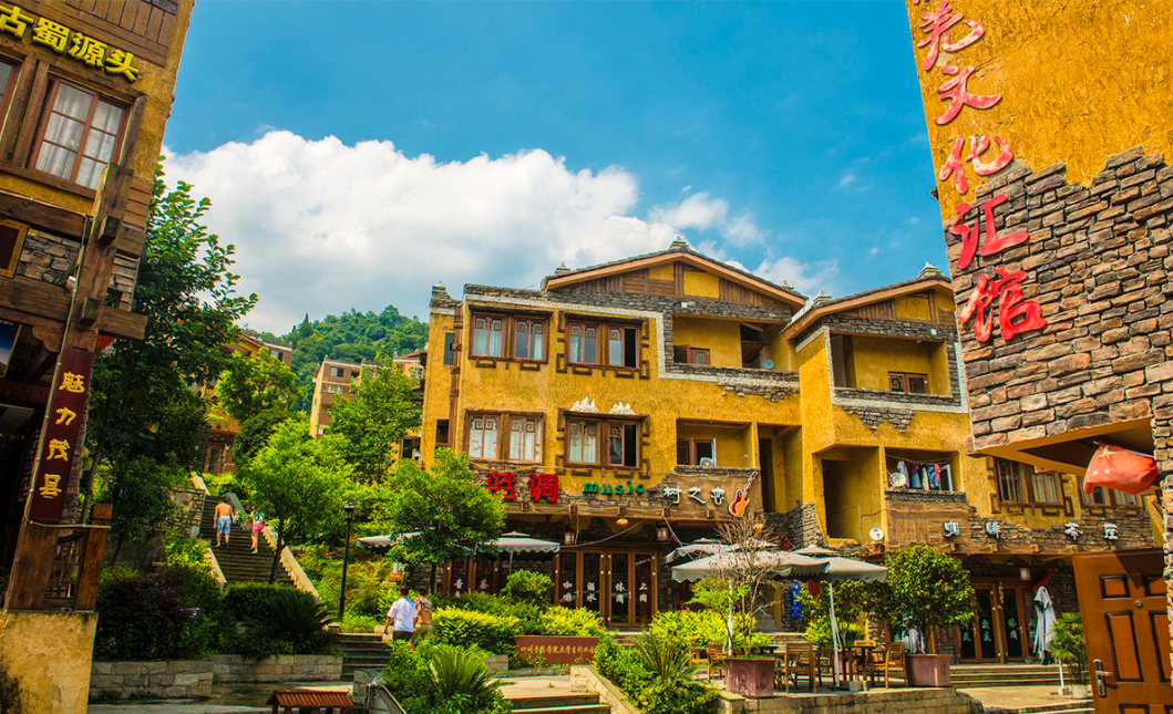 青城山都江堰旅游攻略-都江堰青城山旅游官网(图30) 都江堰青城山旅游官网_都江堰青城山旅游攻略一日游_青城山都江堰旅游攻略