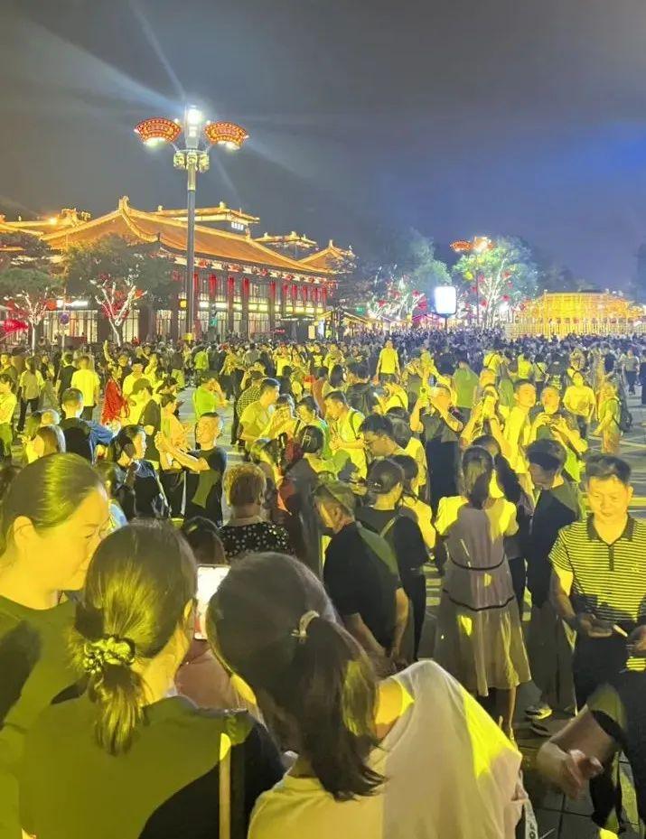 西安市内旅游攻略-西安旅游市内玩景点(图26) 西安市区内旅游_西安市内旅游攻略_西安旅游市内玩景点