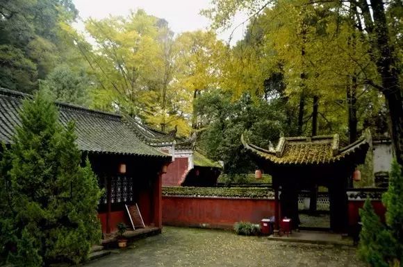 万峰林旅游攻略自驾游-徒步万峰林(图20) 徒步万峰林_游万峰林需要多少时间_万峰林旅游攻略自驾游