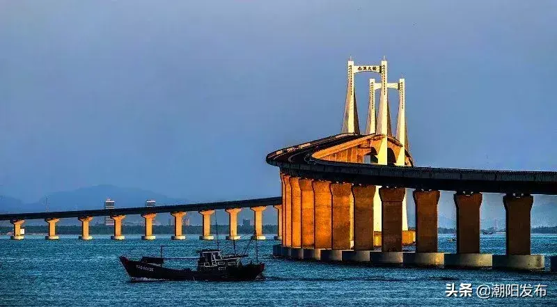 巴厘岛金银岛旅游攻略-巴厘岛度假胜地(图18) 巴厘岛度假胜地_巴厘岛金沙滩在哪_巴厘岛金银岛旅游攻略