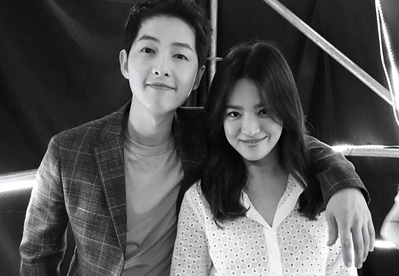 韩国明星时尚穿搭_明星时尚韩国女星是谁_韩国最时尚的女明星