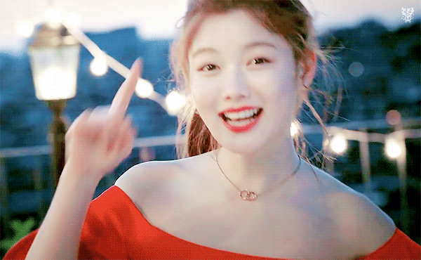 明星时尚韩国女星是谁_韩国最时尚的女明星_韩国明星时尚穿搭