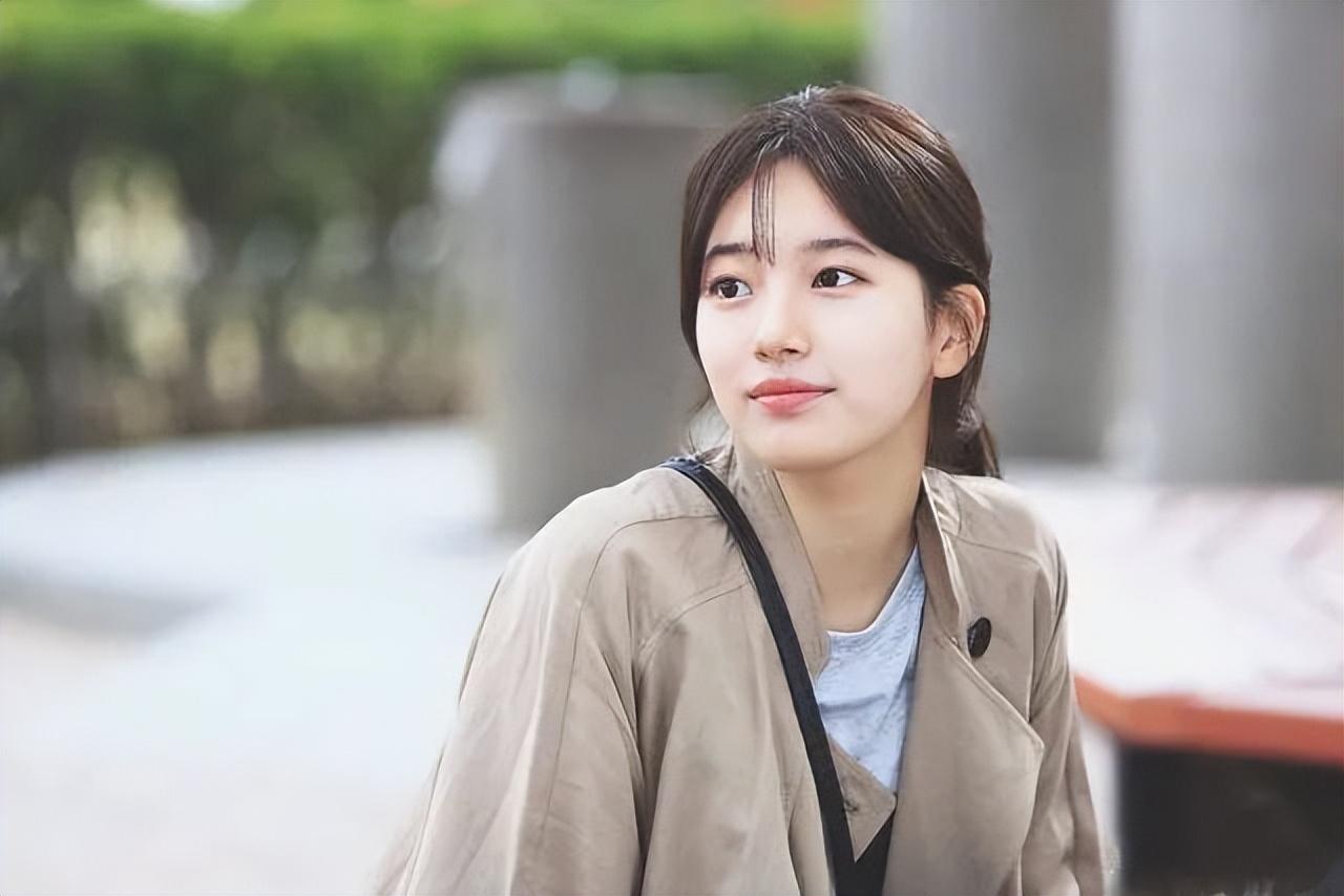 韩国最时尚的女明星_明星时尚韩国女星是谁_韩国明星时尚穿搭