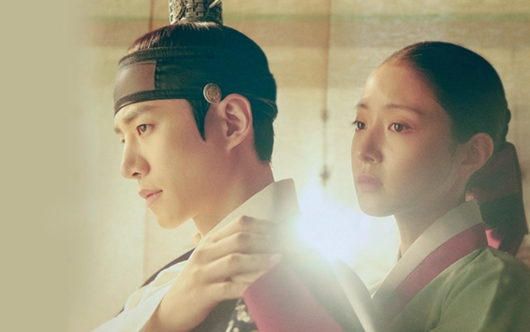 明星时尚韩国女星是谁_韩国最时尚的女明星_韩国明星时尚穿搭