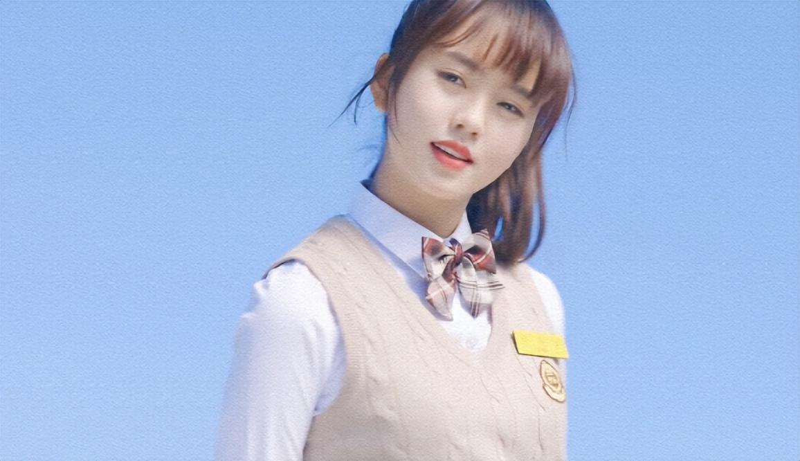 韩国明星时尚穿搭_韩国最时尚的女明星_明星时尚韩国女星是谁