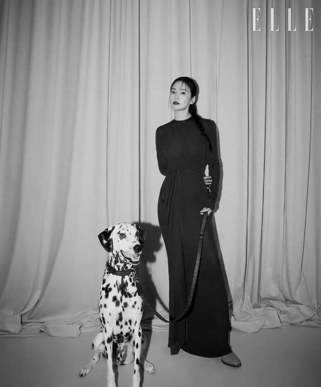 明星时尚韩国女星有哪些_韩国女明星服装搭配图片_韩国最时尚的女明星