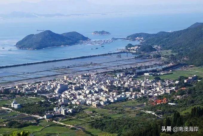巴厘岛金银岛旅游攻略-巴厘岛度假胜地(图4) 巴厘岛金巴兰海滩图片_巴厘岛金银岛旅游攻略_巴厘岛度假胜地