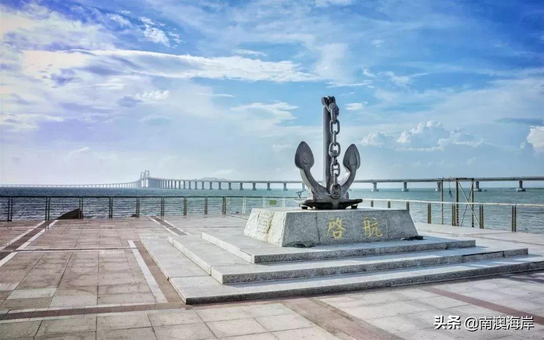 巴厘岛金银岛旅游攻略-巴厘岛度假胜地(图9) 巴厘岛度假胜地_巴厘岛金银岛旅游攻略_巴厘岛金巴兰海滩图片