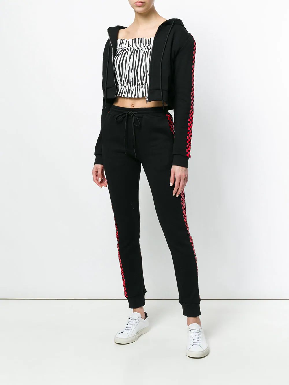 时尚明星秀下载_时尚星秀_时尚秀星级美发多少钱