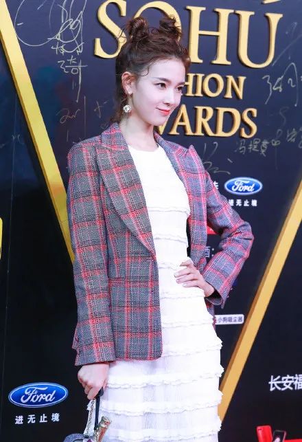 搜狐图片 时尚_搜狐时尚2020_狐搜时尚图片怎么弄