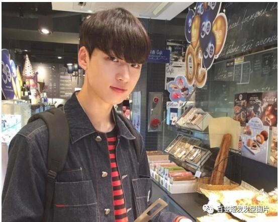 时尚个性短发图片男-2021时尚个性短发(图7) 2021时尚个性短发_时尚的短发造型_时尚个性短发图片男