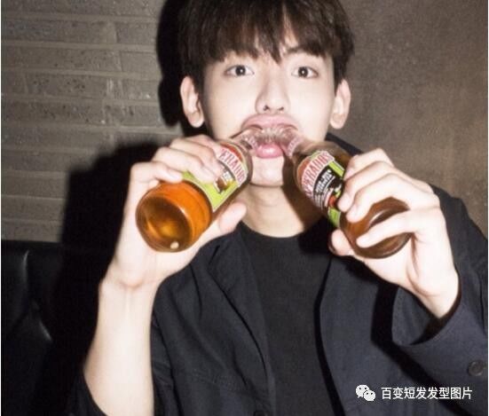 时尚个性短发图片男-2021时尚个性短发(图9) 2021时尚个性短发_时尚个性短发图片男_时尚的短发造型