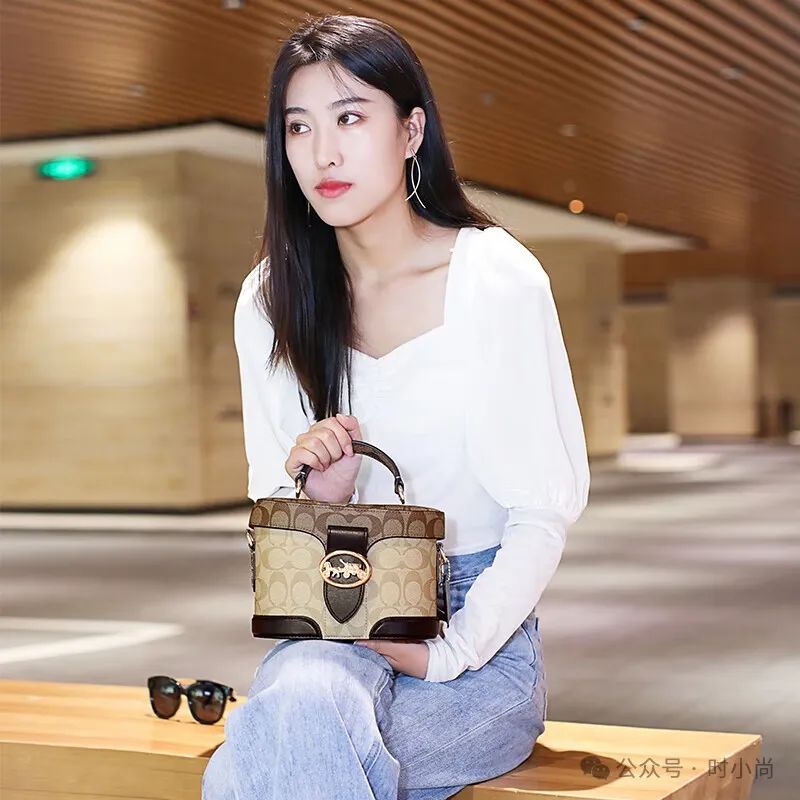 女包时尚品牌排行_女包时尚品牌排行榜_时尚女包女包品牌