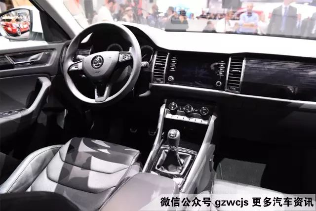 巴黎时装_为什么巴黎是时尚之都_巴黎时装介绍