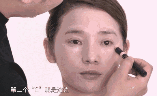 吴磊采访凤凰时尚-吴凤吴磊(图18) 吴凤吴磊_吴磊采访语录_吴磊采访凤凰时尚