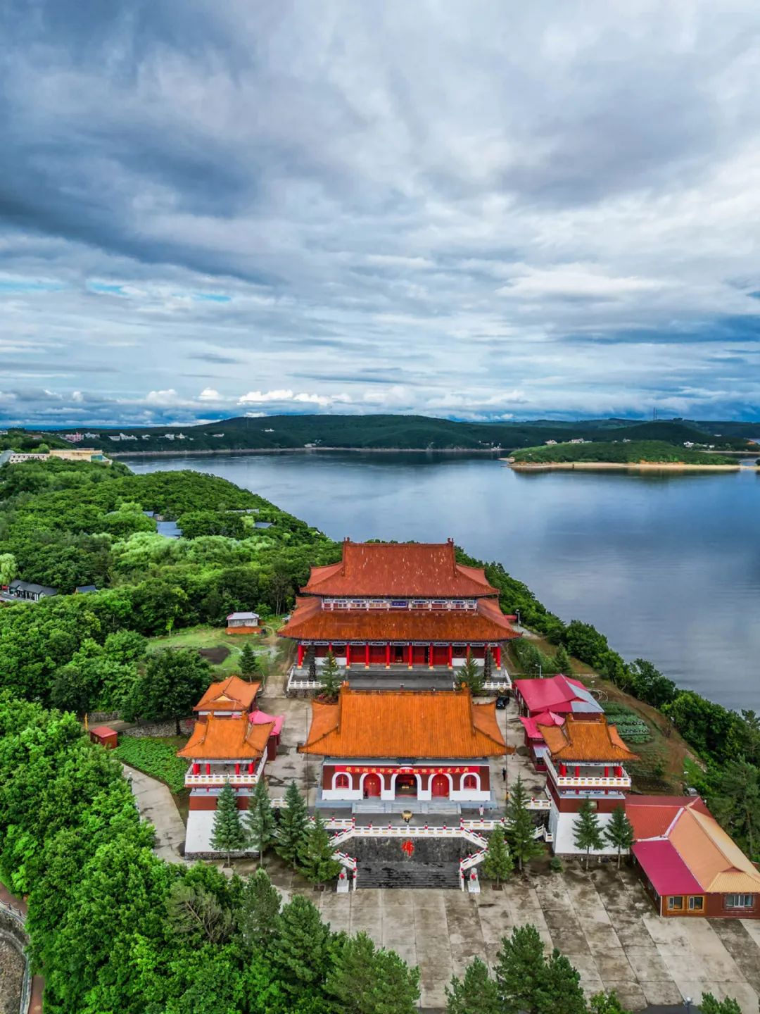 镜泊湖游湖多长时间_镜泊湖旅游攻略_镜泊湖南湖景区