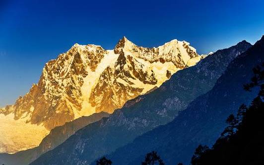 海螺沟到康定的路好走吗_康定海螺沟旅游攻略_康定海螺沟