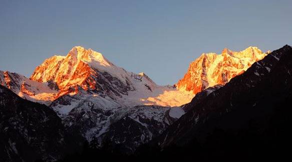 康定海螺沟_海螺沟到康定的路好走吗_康定海螺沟旅游攻略