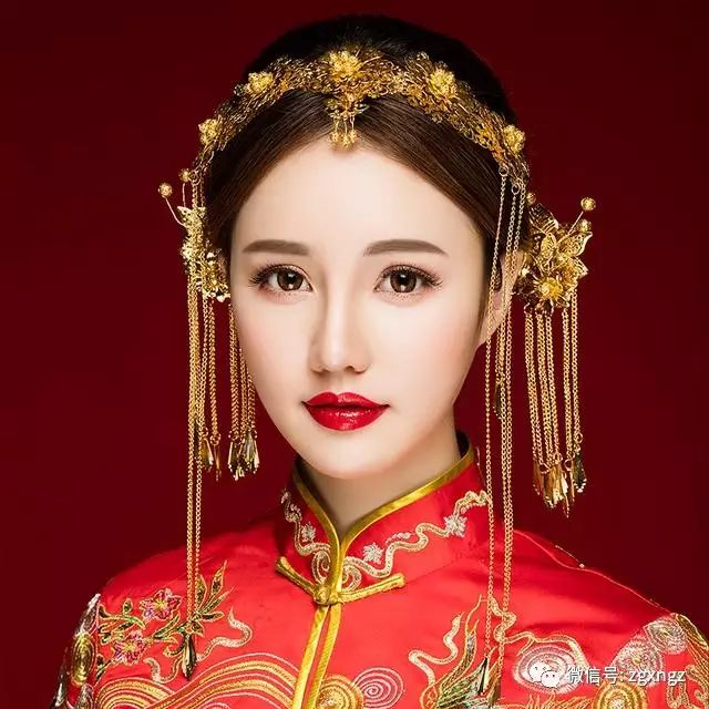 婚纱化妆图片新娘_新娘婚纱妆容_时尚新娘造型:婚纱礼服配饰化妆