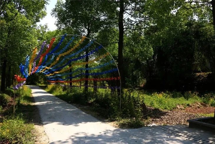 泸州到峨眉山旅游攻略-泸州到峨眉山2日(图42) 泸州到峨眉山旅游攻略_泸州到峨眉山2日_泸州到峨眉山有多少公里