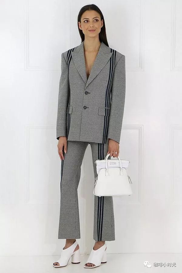 时尚买手是干什么工作的_什么是时尚买手_时尚买手是做什么的