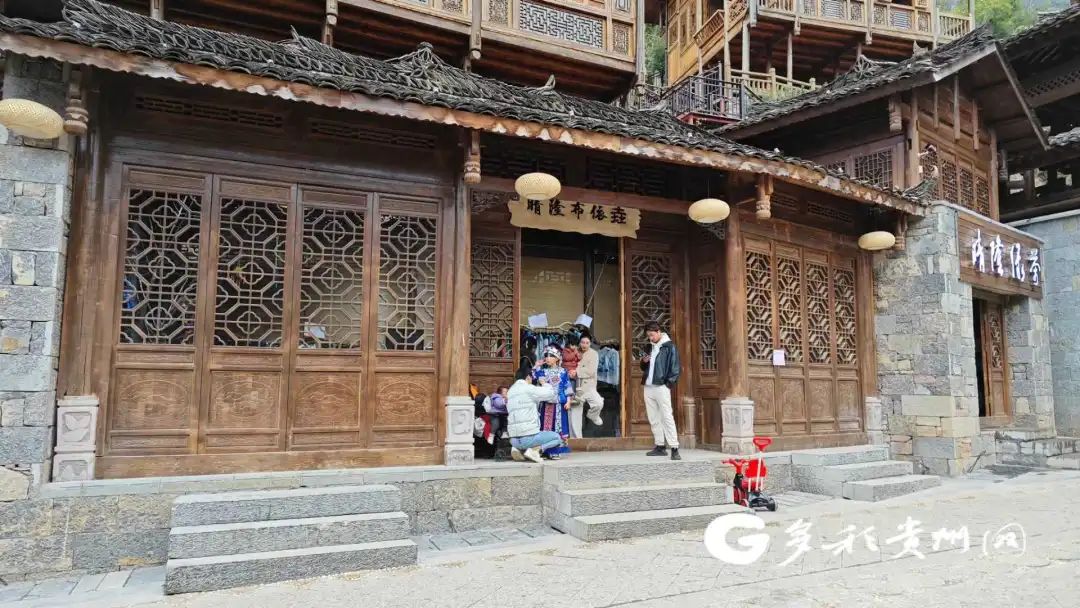 代表时尚的元素-时尚元素品牌(图3) 元素时尚代表什么生肖_代表时尚的元素_时尚元素品牌