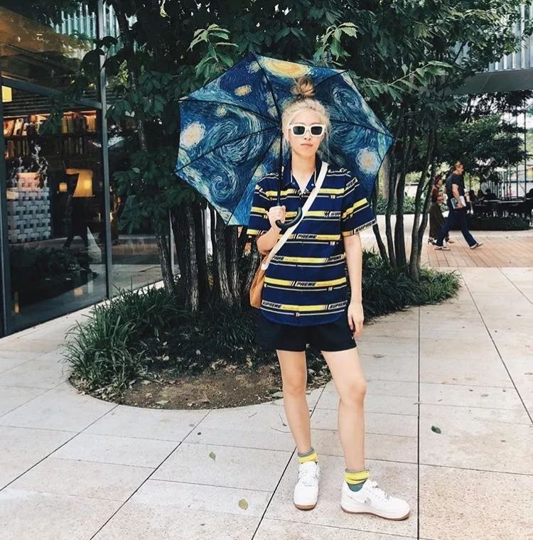 时尚模特儿-模特儿服装(图23) 最时尚的模特儿_模特儿服装_时尚模特儿