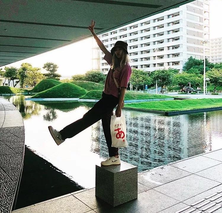 时尚模特儿-模特儿服装(图24) 最时尚的模特儿_模特儿服装_时尚模特儿