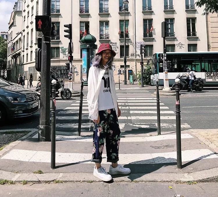 时尚模特儿-模特儿服装(图10) 时尚模特儿_模特儿服装_最时尚的模特儿