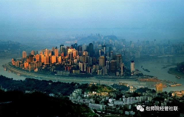 吃货攻略重庆旅游视频_重庆旅游攻略吃货大全_重庆吃货旅游攻略