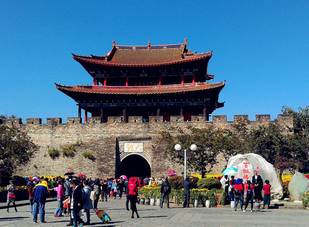 云南昆明,腾冲,西双版纳线路旅游攻略_西双版纳腾冲自驾游攻略_西双版纳腾冲旅游攻略自由行