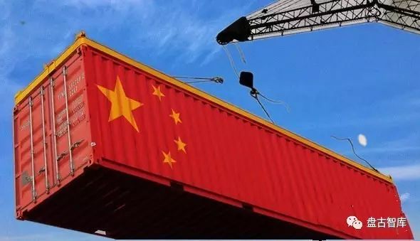 深圳时尚背包生产定制-深圳背包厂家