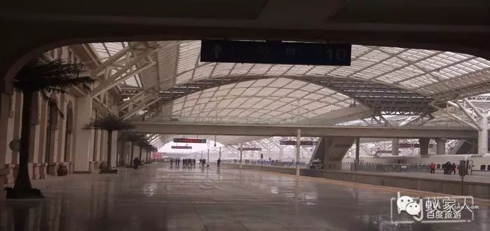 青岛栈桥旅游攻略_青岛旅游攻略必去景点栈桥_青岛攻略旅游栈桥图片