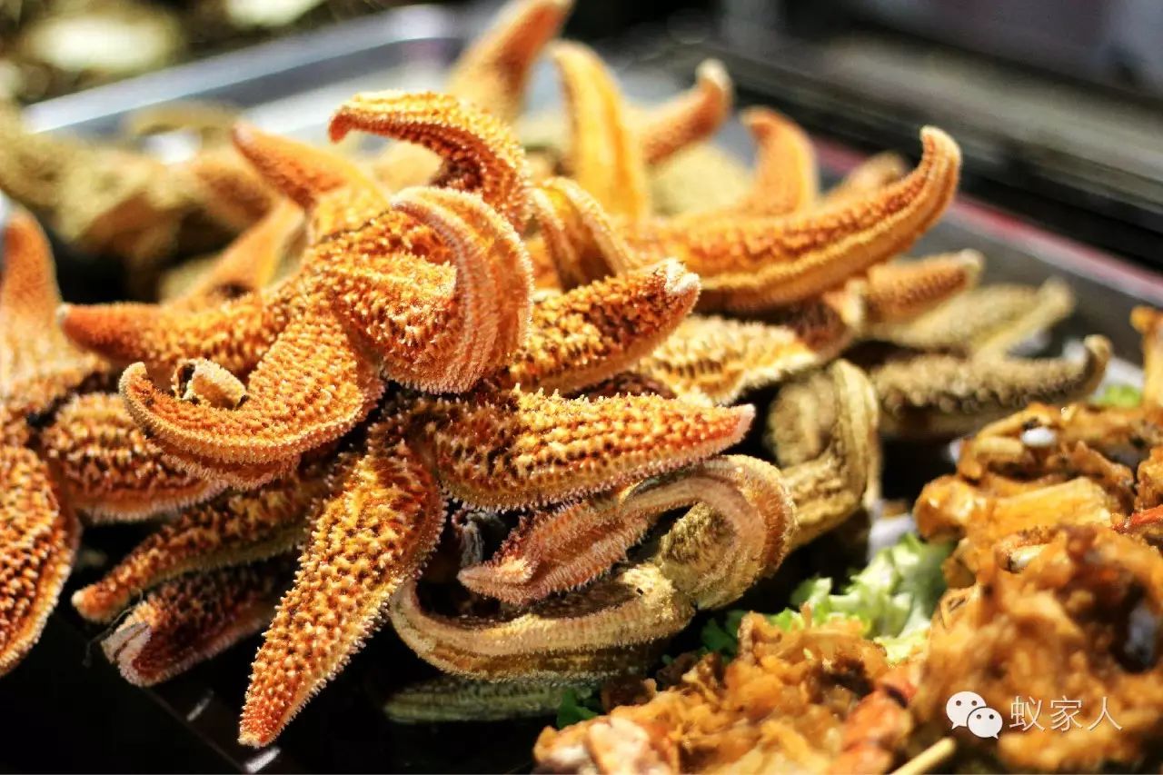 青岛栈桥旅游攻略_青岛旅游攻略必去景点栈桥_青岛攻略旅游栈桥图片