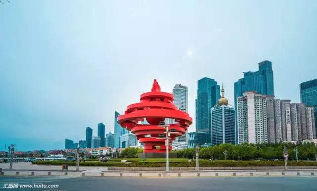 青岛栈桥旅游攻略-青岛旅游攻略必去景点栈桥(图2) 青岛旅游攻略必去景点栈桥_青岛栈桥旅游攻略_青岛攻略旅游栈桥图片