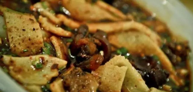 重庆到凤凰古镇旅游攻略_凤凰古镇回重庆沿途景点_凤凰古镇离重庆多少公里