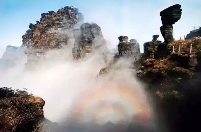 重庆到凤凰古镇旅游攻略_凤凰古镇离重庆多少公里_凤凰古镇回重庆沿途景点