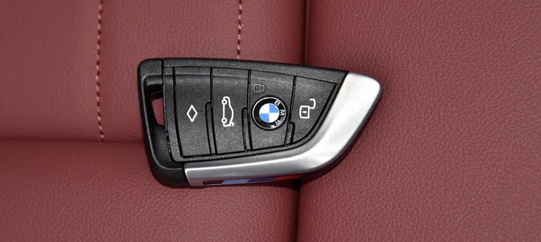 2022款宝马320i落地价_宝马320li时尚落地_宝马320li时尚落地