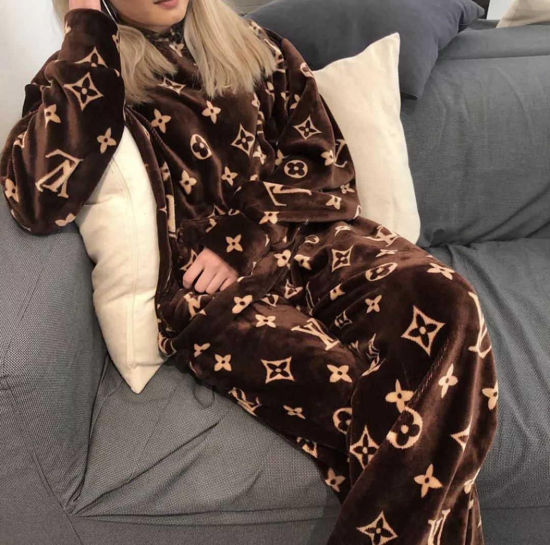 时尚奢侈品购物网站_时尚奢侈品网_奢侈品时尚品牌排行榜前十名